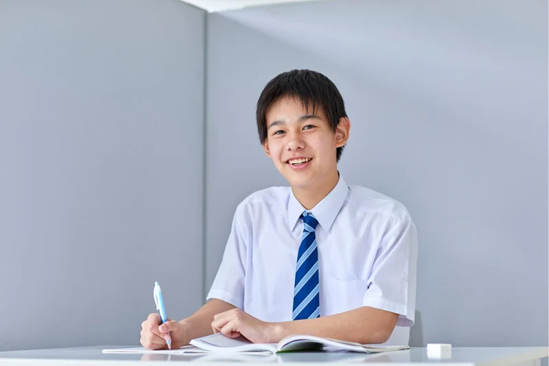 男子中学生